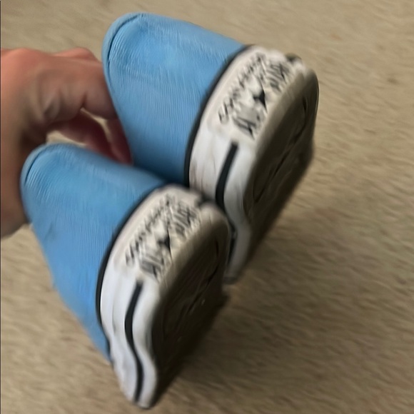 Converse Blue and White Chuck Taylor Sneakers sz13 kids - Picture 3 of 7